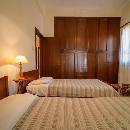 Casa Harmonia Traditional Stone House, Escape To Silence Soul And Serenity In Nature With 2 Bedrooms, Fireplace And Mountain Breeze Mandria (Limassol)