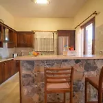 Casa Harmonia Traditional Stone House, Escape To Silence Soul And Serenity In Nature With 2 Bedrooms, Fireplace And Mountain Breeze Holiday home *