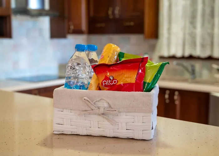 別荘 Casa Harmonia Traditional Stone House, Escape To Silence Soul And Serenity In Nature With 2 Bedrooms, Fireplace And Mountain Breeze *