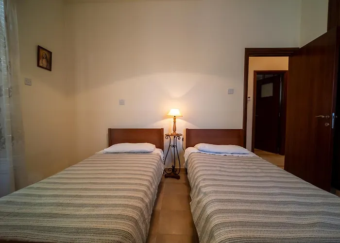 Casa Harmonia Traditional Stone House, Escape To Silence Soul And Serenity In Nature With 2 Bedrooms, Fireplace And Mountain Breeze Prázdninový dům